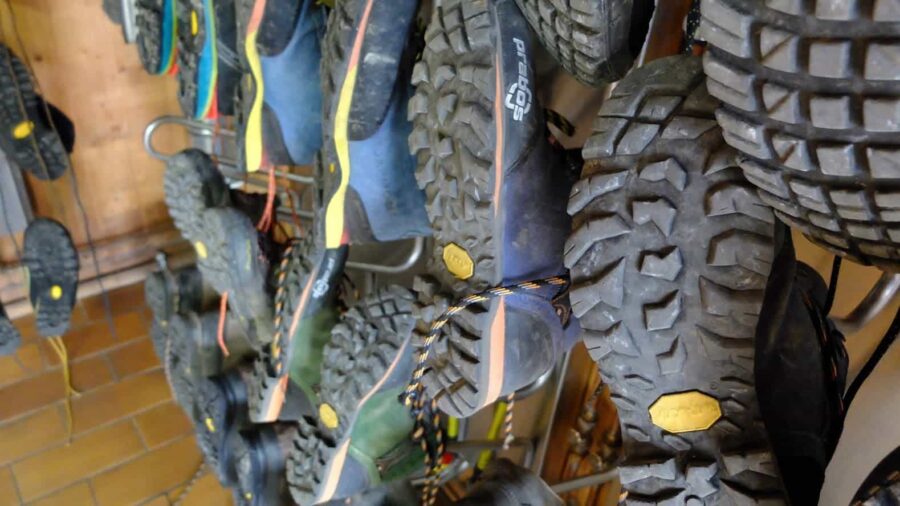 uty trekkingowe Acotango z podeszwą Vibram Curcuma